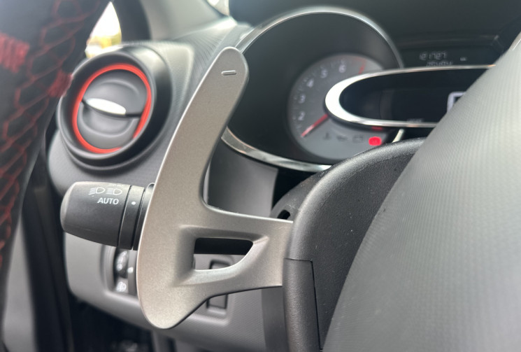 Renault Clio IV RS 1.6 16V Turbo EDC6 200 cv Boîte auto