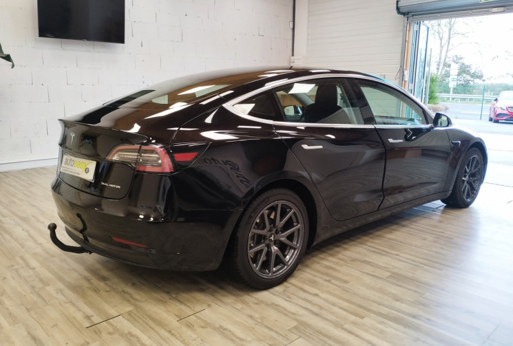 Tesla Model 3 LONG-RANGE DUAL MOTOR AWD 476ch + AUTOPILOT AMELIORE INTEGRE + ATTELAGE + GARANTIE 1AN