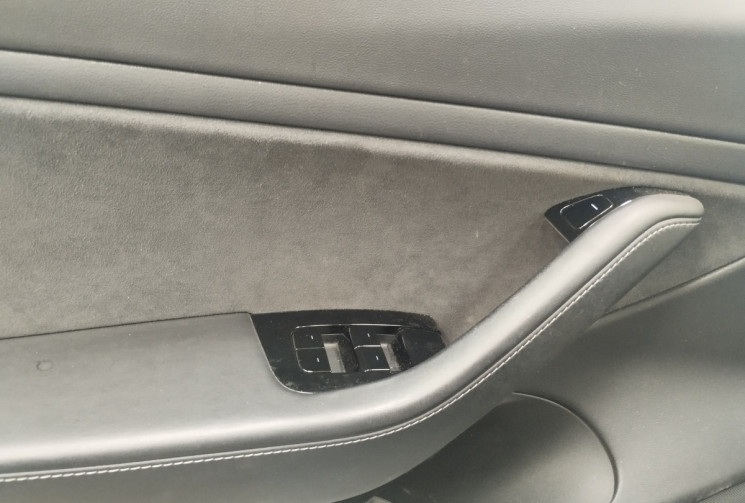 Tesla Model 3 LONG-RANGE DUAL MOTOR AWD 476ch + AUTOPILOT AMELIORE INTEGRE + ATTELAGE + GARANTIE 1AN