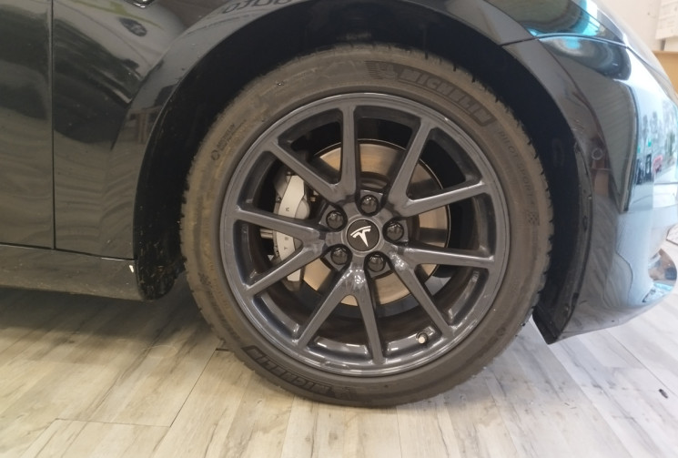 Tesla Model 3 LONG-RANGE DUAL MOTOR AWD 475ch AVEC AUTOPILOT AMELIORE INTEGRE + ATTELAGE 