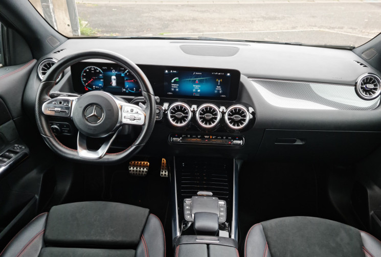 Mercedes GLA 200 D 8G-DCT 150 CH AMG LINE