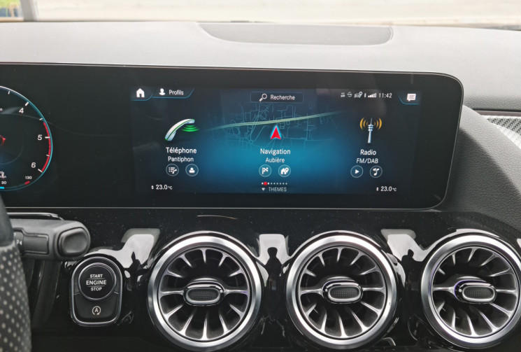 Mercedes GLA 200 D 8G-DCT 150 CH AMG LINE