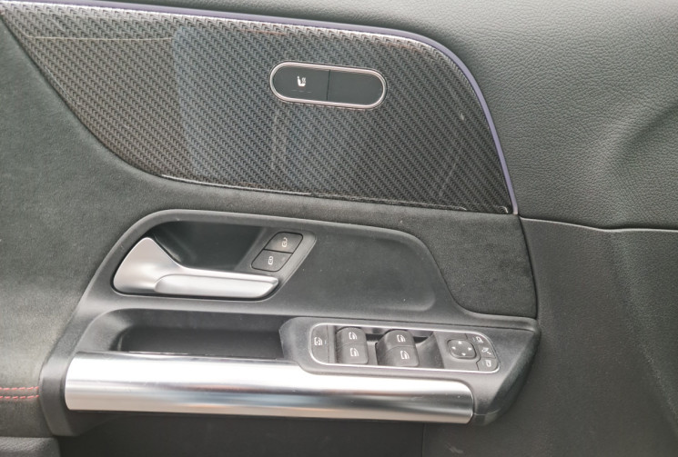 Mercedes GLA 200 D 8G-DCT 150 CH AMG LINE