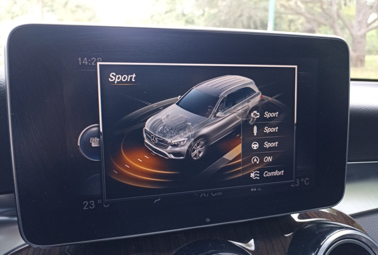 Mercedes GLC 2.0L 211CH - EXECUTIVE - PACK AMG - TOIT PANO - BURMESTER - SUIVI MERCEDES - ORG FRANCE