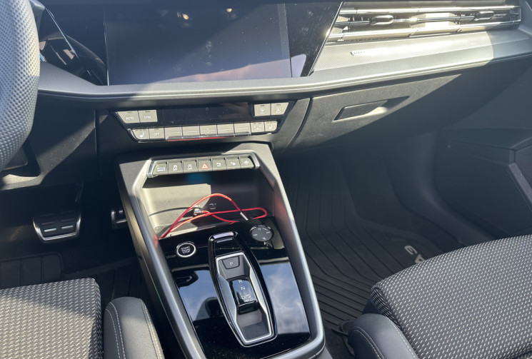 Audi A3 35 TFSI STRONIC 7 / 150 ch Mild Hybrid S line