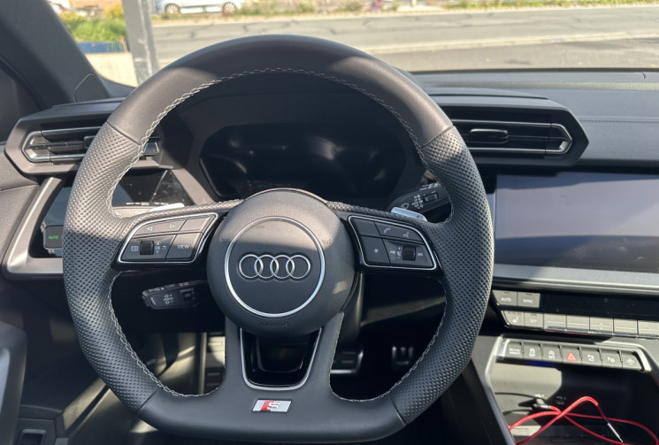 Audi A3 35 TFSI STRONIC 7 / 150 ch Mild Hybrid S line