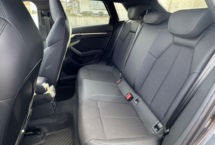 Audi A3 35 TFSI STRONIC 7 / 150 ch Mild Hybrid S line