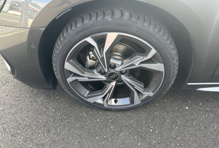 Audi A3 35 TFSI STRONIC 7 / 150 ch Mild Hybrid S line