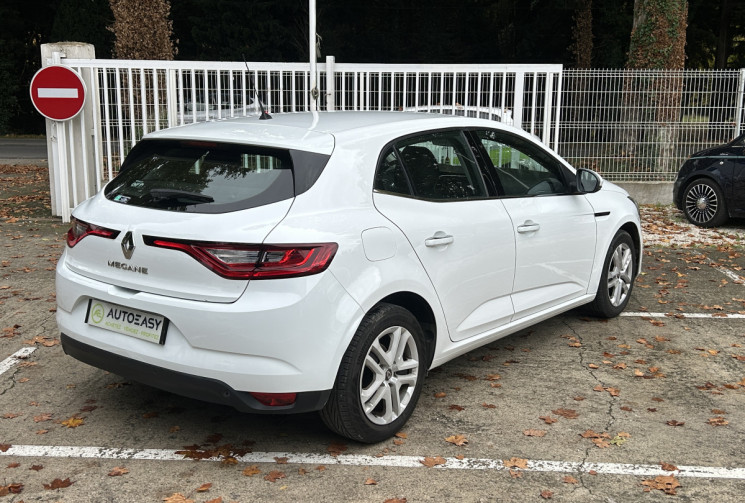 Renault Megane IV 1.3 TCe 115 Business Moteur à chaîne / Radars / Bluetooth / Climatisation