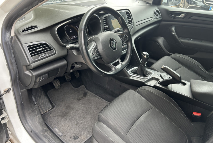 Renault Megane IV 1.3 TCe 115 Business Moteur à chaîne / Radars / Bluetooth / Climatisation