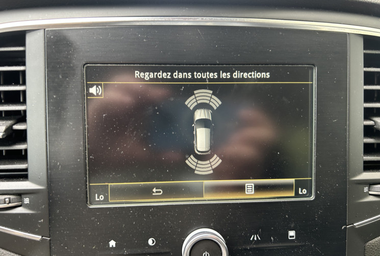 Renault Megane IV 1.3 TCe 115 Business Moteur à chaîne / Radars / Bluetooth / Climatisation