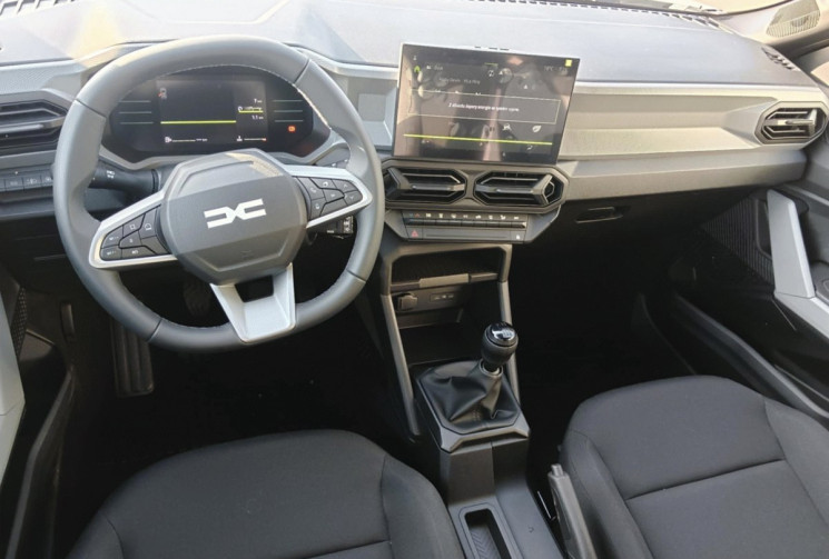 Dacia Bigster Essential mild hybrid-G 140 