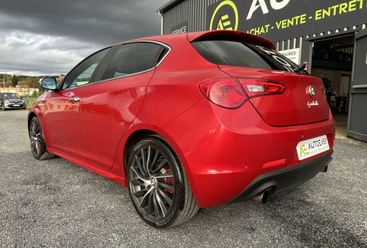 Alfa Romeo GIULIETTA 1750 TBI TURBO 235 CH QUADRIFOGLIO VERDE
