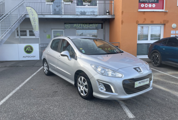 Peugeot 308 1.6 e-HDi115 FAP Business Pack 5p