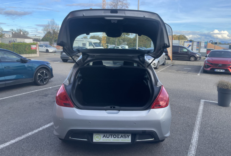 Peugeot 308 1.6 e-HDi115 FAP Business Pack 5p