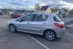 Peugeot 308 1.6 e-HDi115 FAP Business Pack 5p