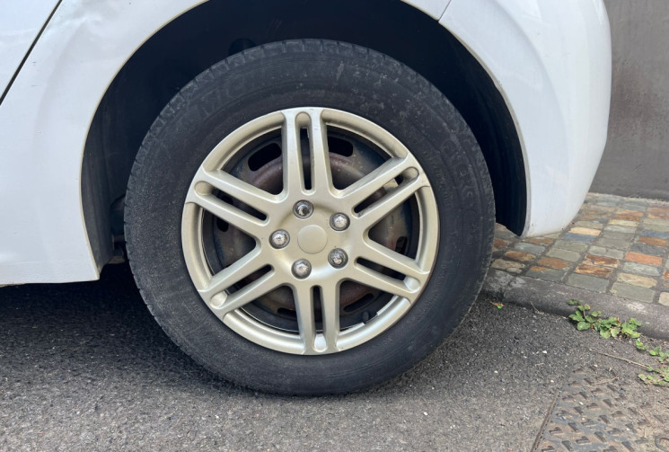 Peugeot 208  I 1.4 HDi FAP 70 cv ACTIVE