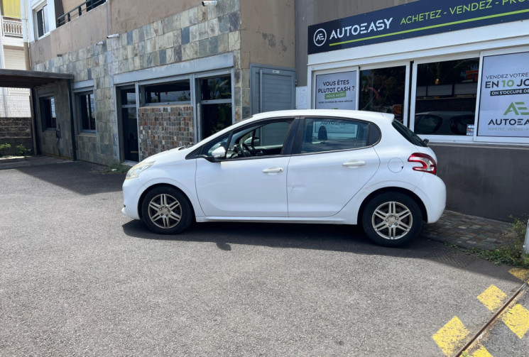 Peugeot 208  I 1.4 HDi FAP 70 cv ACTIVE
