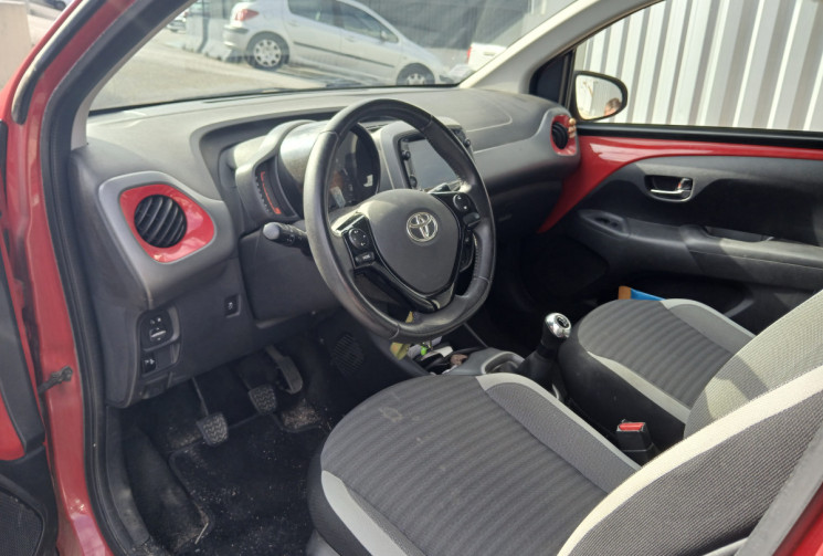 Toyota Aygo II Phase 2 1.0 VVTi 12V 72 X-PLAY 