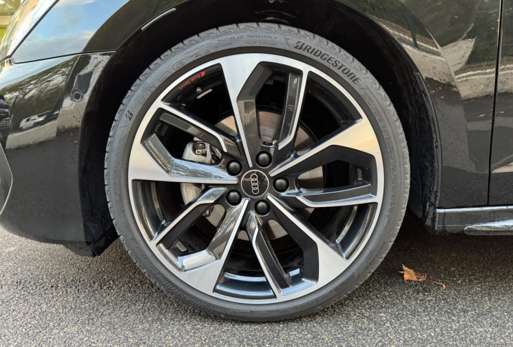 Audi A3 SPORTBACK 35 TDI 150 S LINE S-TRONIC7 * MATRIX LED * TOIT OUVRANT * SHADOW LINE * GARANTIE