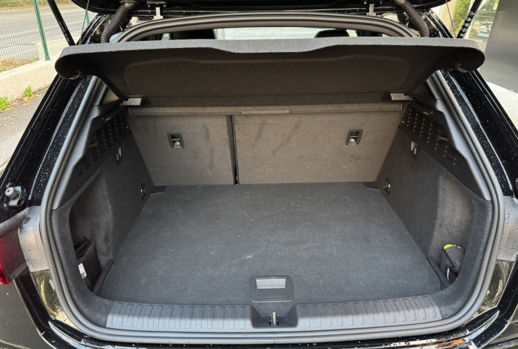 Audi A3 SPORTBACK 35 TDI 150 S LINE S-TRONIC7 * MATRIX LED * TOIT OUVRANT * SHADOW LINE * GARANTIE