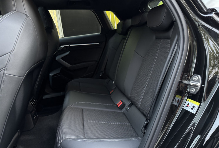 Audi A3 SPORTBACK 35 TDI 150 S LINE S-TRONIC7 * MATRIX LED * TOIT OUVRANT * SHADOW LINE * GARANTIE