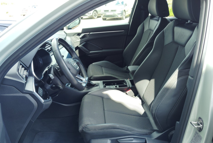 Audi Q3 SPORTBACK  35 TDI 150ch S line S tronic 7 Audi Q3 SPORTBACK  35 TDI 150ch S line S tronic 7