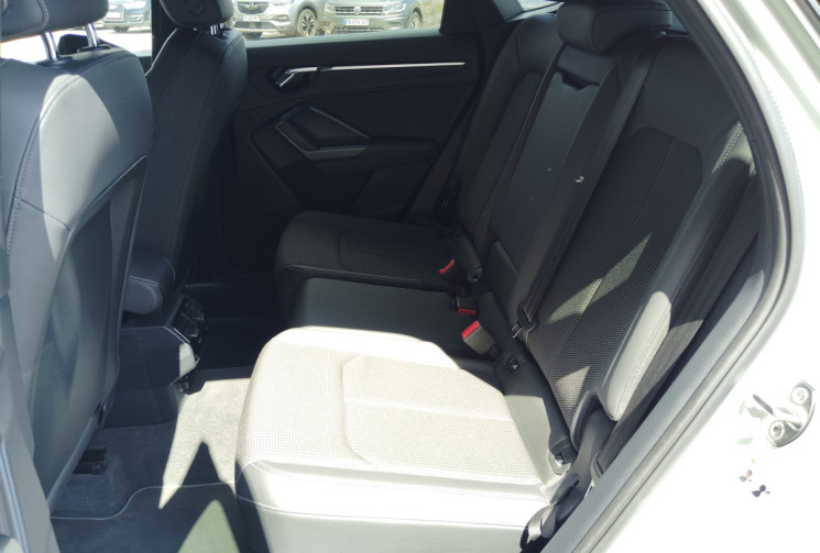 Audi Q3 SPORTBACK  35 TDI 150ch S line S tronic 7 Audi Q3 SPORTBACK  35 TDI 150ch S line S tronic 7