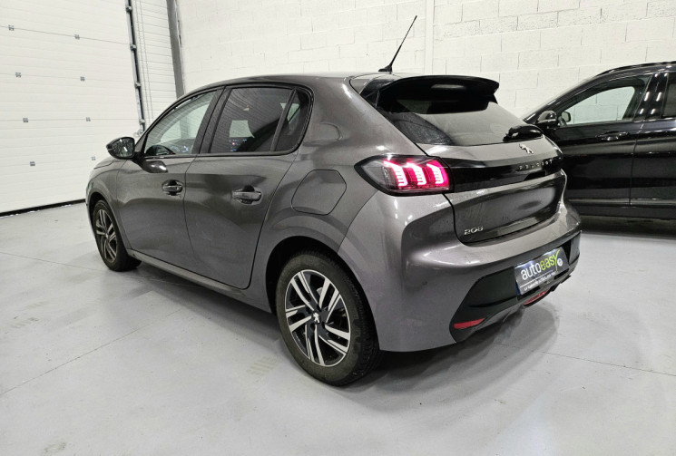 Peugeot 208 100 cv allure pack / carplay