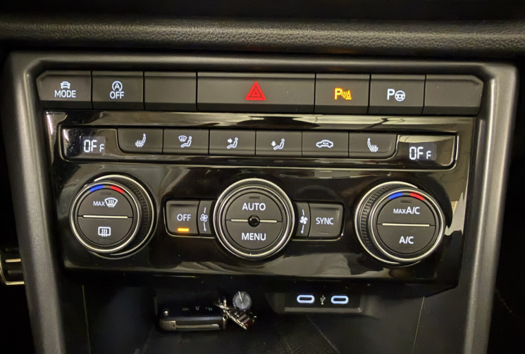 Volkswagen T-Roc Cabriolet R LINE BOITE AUTOMATIQUE 150 ch 1.5 TSI