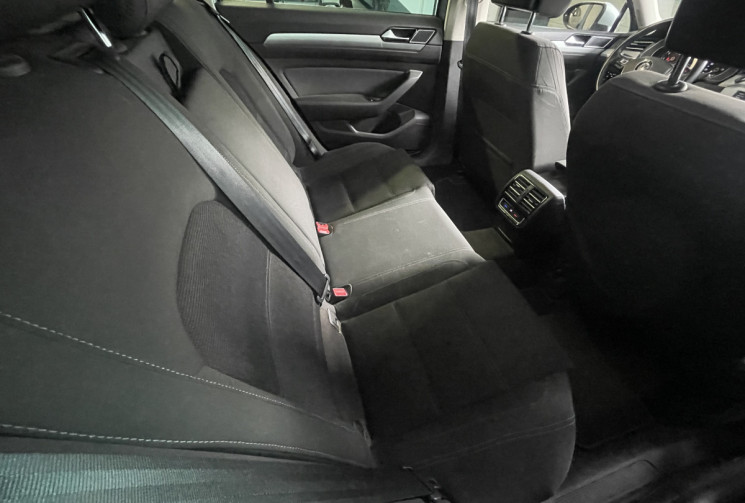 Volkswagen Passat SW 1.4 TSI 150 ch Confortline DSG7 ( PREMIERE MAIN ) ACT BlueMotion Technology 
