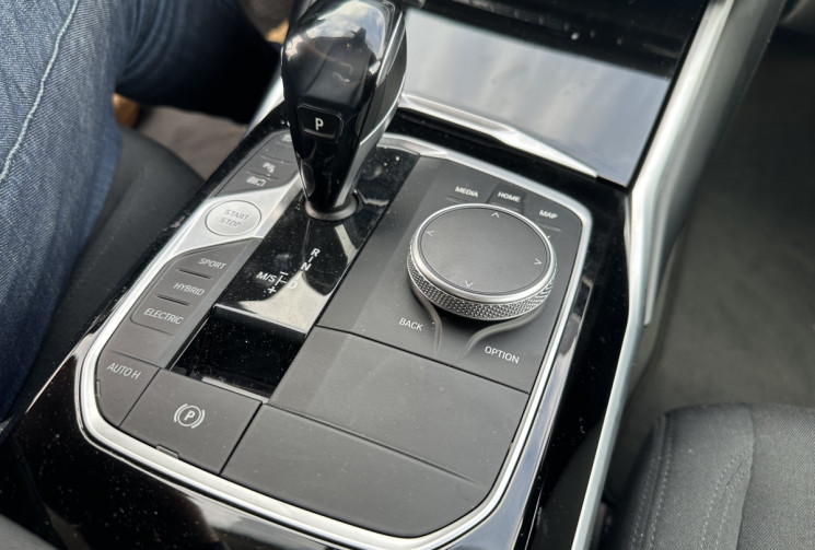 BMW Série 3 2.0 330e 292H / 185 PHEV HYBRID BUSINESS ADVANTAGE