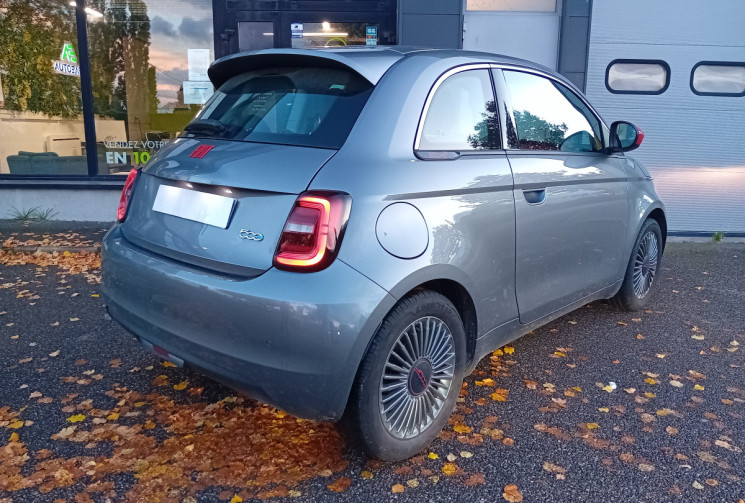 FIAT 500 E RED 95 CH