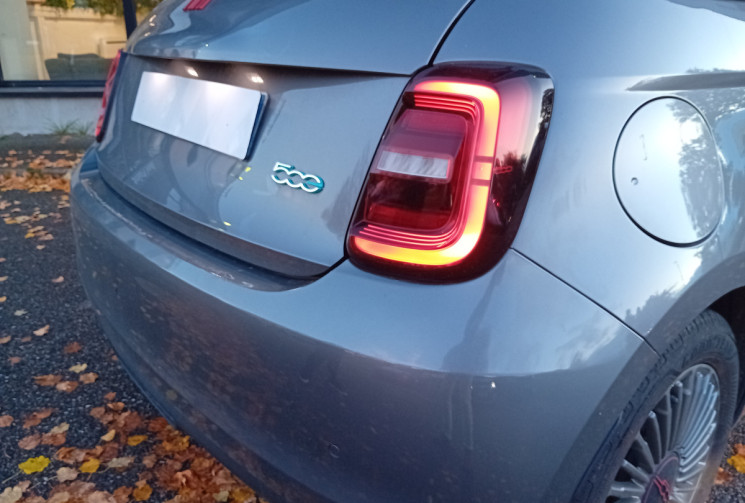 FIAT 500 E RED 95 CH