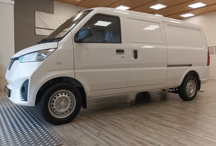 FEST E-Box M FEST E-Box- M electric 82 cv 100% electrique 270km d'autonomie