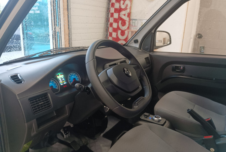 FEST E-Box M electric 82 cv 100% electrique 270km d'autonomie