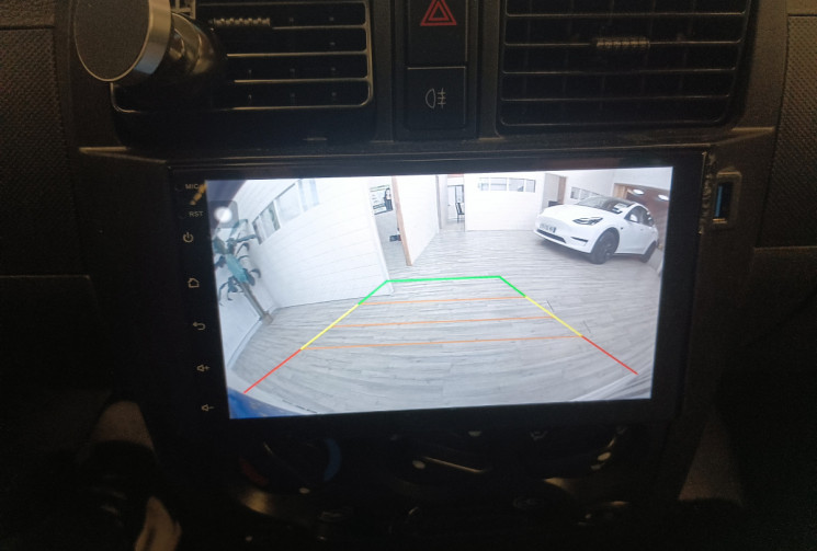 FEST E-Box M electric 82 cv 100% electrique 270km d'autonomie