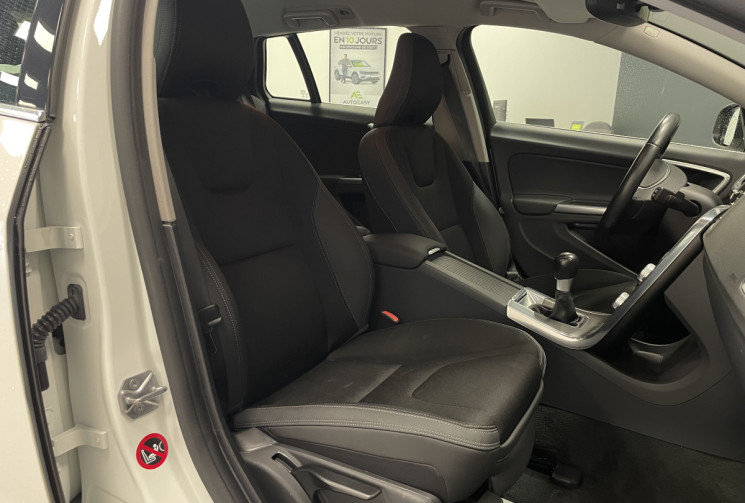 Volvo V60 D2 2016