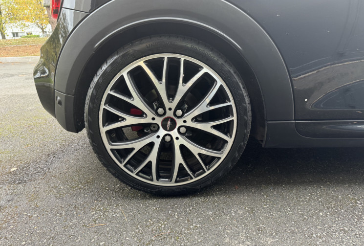 Mini MINI JOHN COOPER WORKS John Cooper Works 231* ORIGINE FRANCE / LIGNE JCW / CAMERA