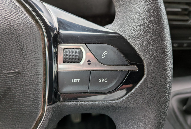 Peugeot Partner  L1 ASPHALT 1.5 BlueHDi 100cv / ENTRETIEN A JOUR /GARANTIE 12MOIS/