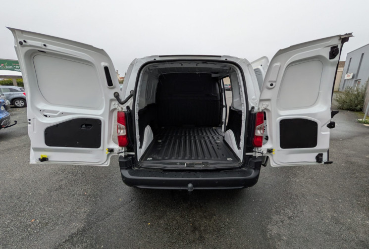 Peugeot Partner  L1 ASPHALT 1.5 BlueHDi 100cv / ENTRETIEN A JOUR /GARANTIE 12MOIS/