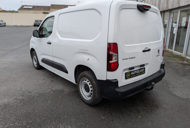 Peugeot Partner  L1 ASPHALT 1.5 BlueHDi 100cv / ENTRETIEN A JOUR /GARANTIE 12MOIS/