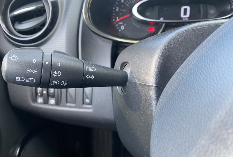 Renault Clio IV Société Phase 2 1.5 dCi FAP Energy eco2 S&S 75CH