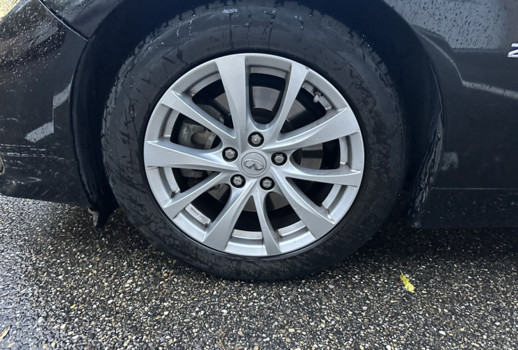 Infinity Q50 2.2d 170ch Premium / Toit ouvrant / Sièges élec. à mémoire / Sièges chauffants