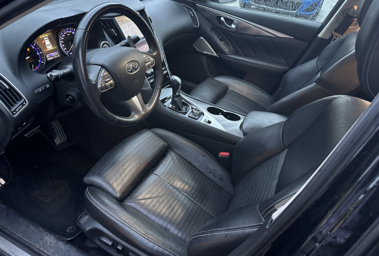 Infinity Q50 2.2d 170ch Premium / Toit ouvrant / Sièges élec. à mémoire / Sièges chauffants