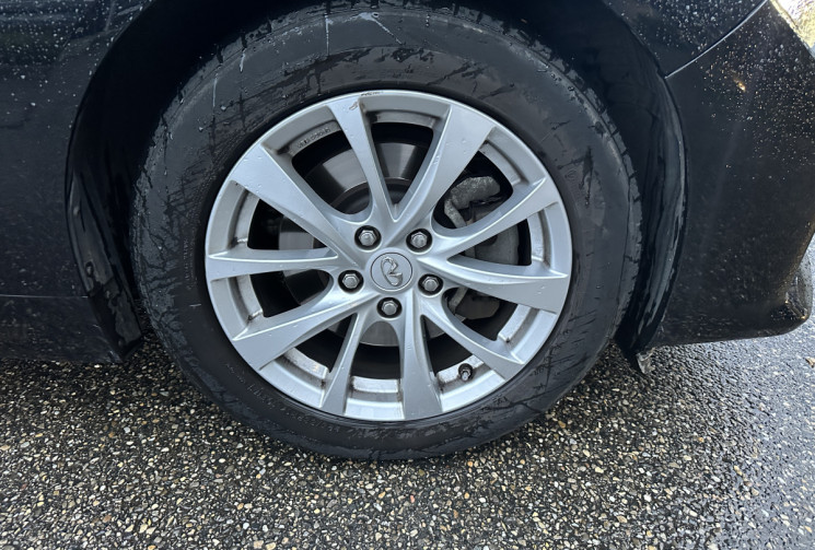 Infinity Q50 2.2d 170ch Premium / Toit ouvrant / Sièges élec. à mémoire / Sièges chauffants