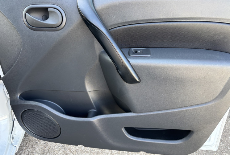 Renault Kangoo 1.5 BLUEDCI 95 CONFORT Renault Kangoo 1.5 BLUEDCI 95 CONFORT