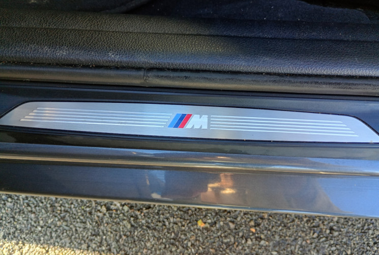 BMW SERIE 3 TOURING (F31) 325d 218 ch *PACK M SPORT / Toit ouvrant