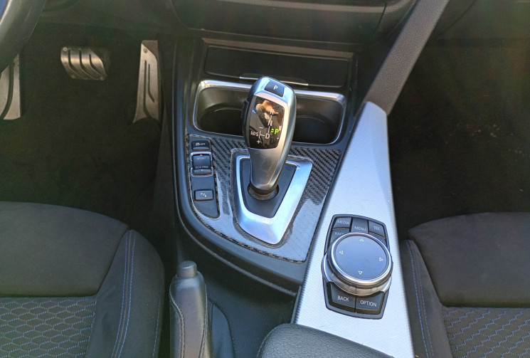 BMW SERIE 3 TOURING (F31) 325d 218 ch *PACK M SPORT / Toit ouvrant