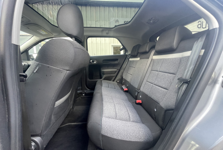 Citroën C4 CACTUS 1.6 Hdi 120 ch Shine EAT6 / Caméra de recul / Toit Pano / Boite Auto / Carplay/ Citroën C4 CACTUS 1.6 Hdi 120 ch Shine EAT6 / Caméra de recul / Toit Pano / Boite Auto / Carplay/